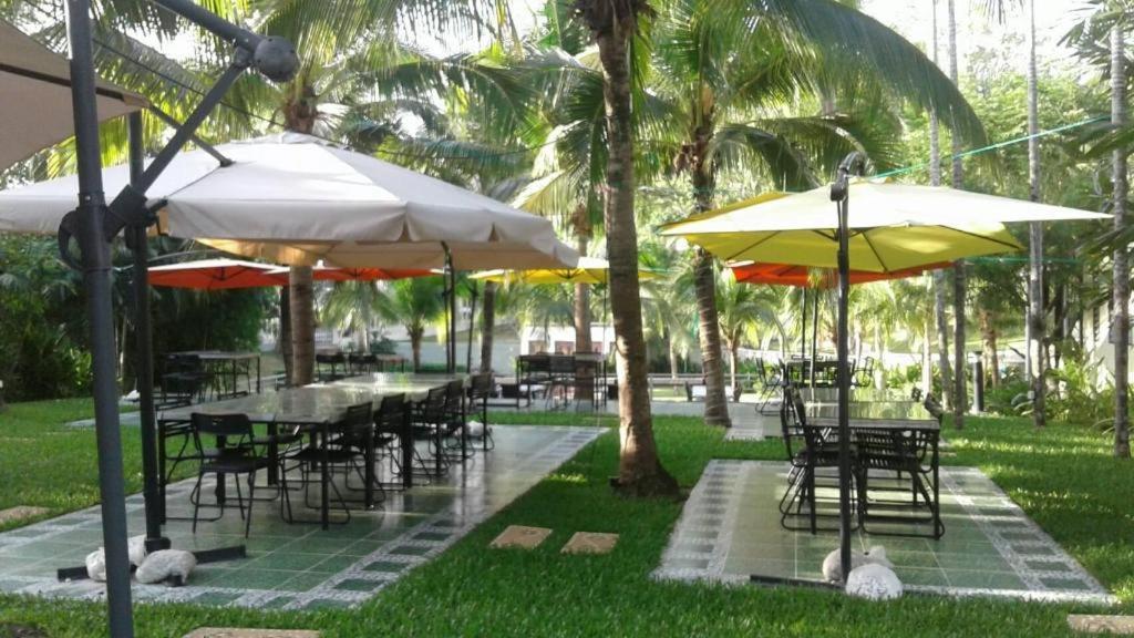 Royal Lee Resort And Spa Nai Yang Ngoại thất bức ảnh