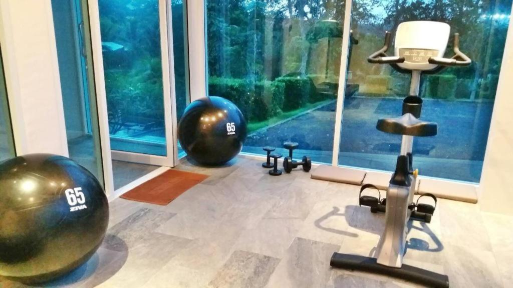 Royal Lee Resort And Spa Nai Yang Ngoại thất bức ảnh