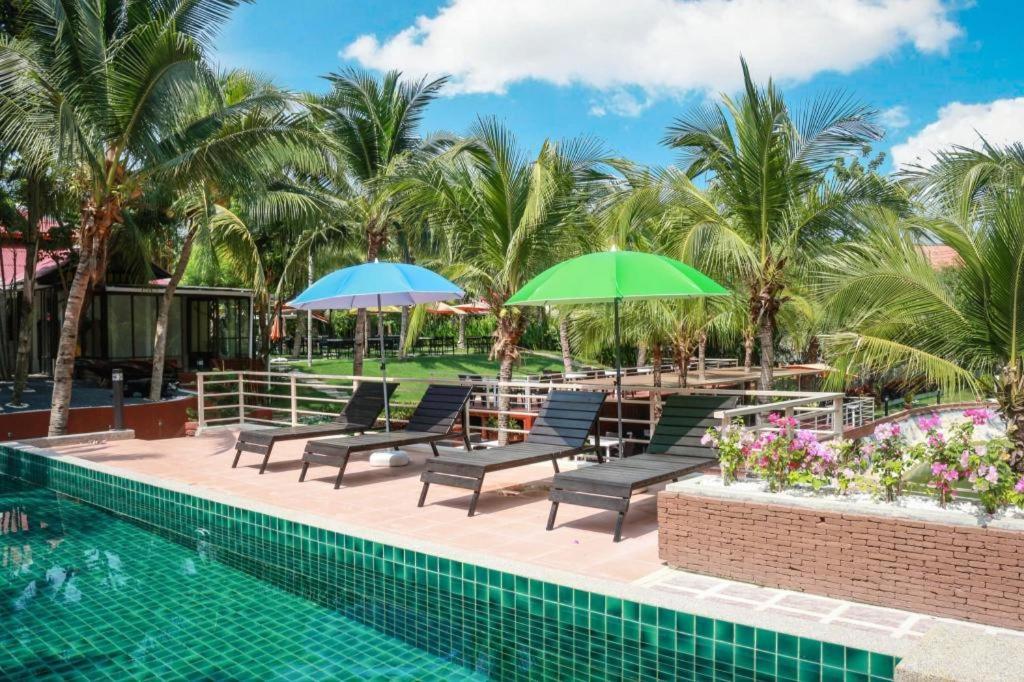 Royal Lee Resort And Spa Nai Yang Ngoại thất bức ảnh