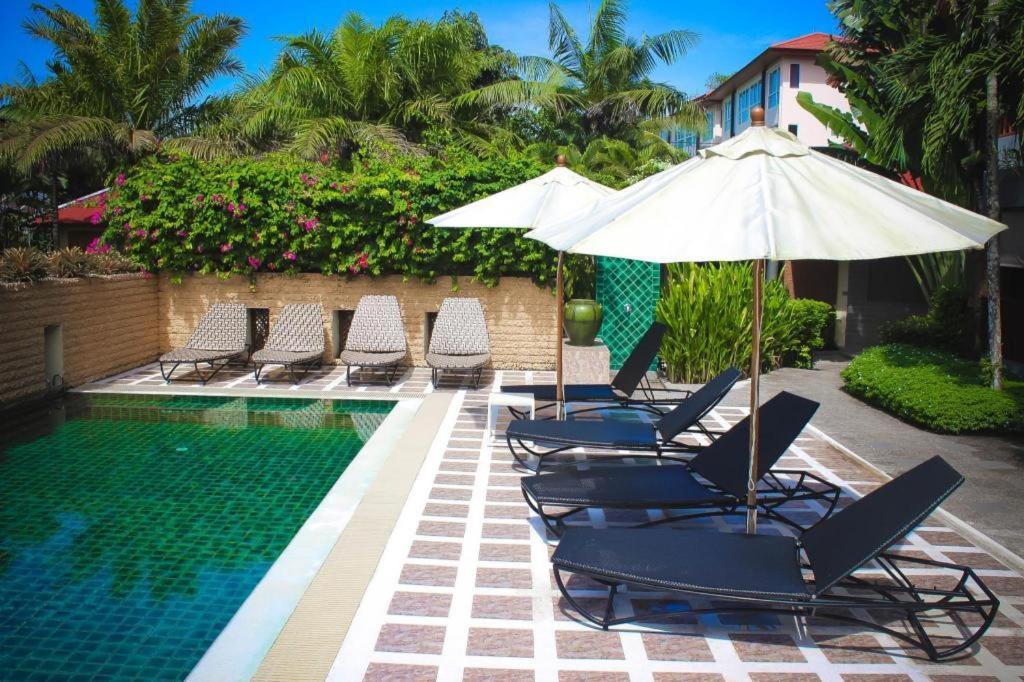 Royal Lee Resort And Spa Nai Yang Ngoại thất bức ảnh