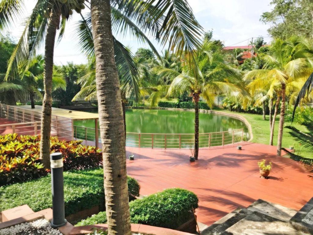 Royal Lee Resort And Spa Nai Yang Ngoại thất bức ảnh